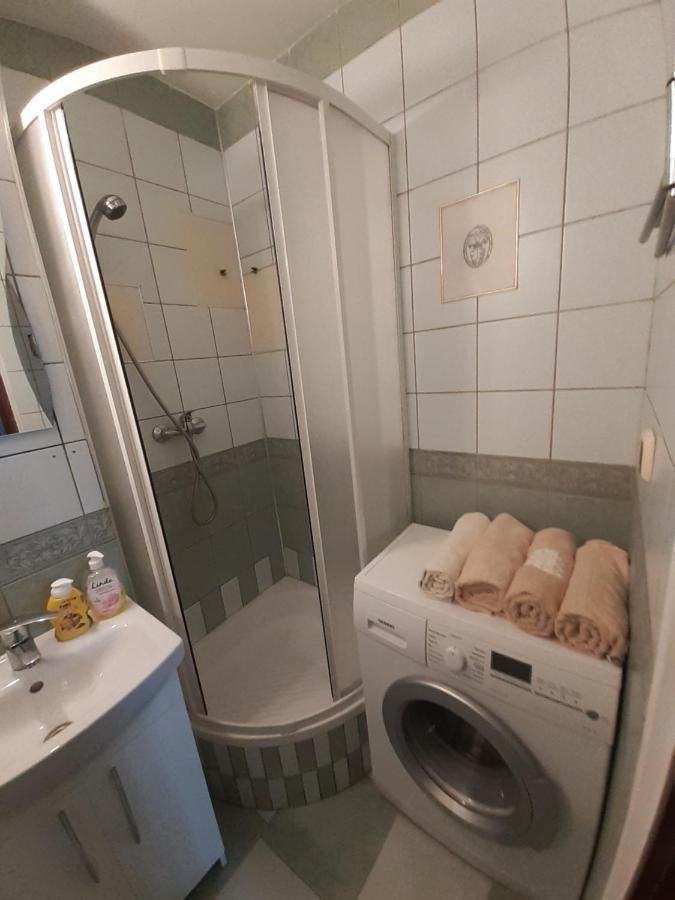 Apartmán Centrum Zlote Tarasy Metro Rondo Onz Balkon Varšava Exteriér fotografie
