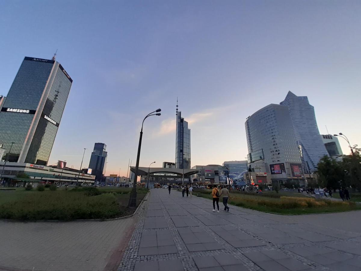 Apartmán Centrum Zlote Tarasy Metro Rondo Onz Balkon Varšava Exteriér fotografie
